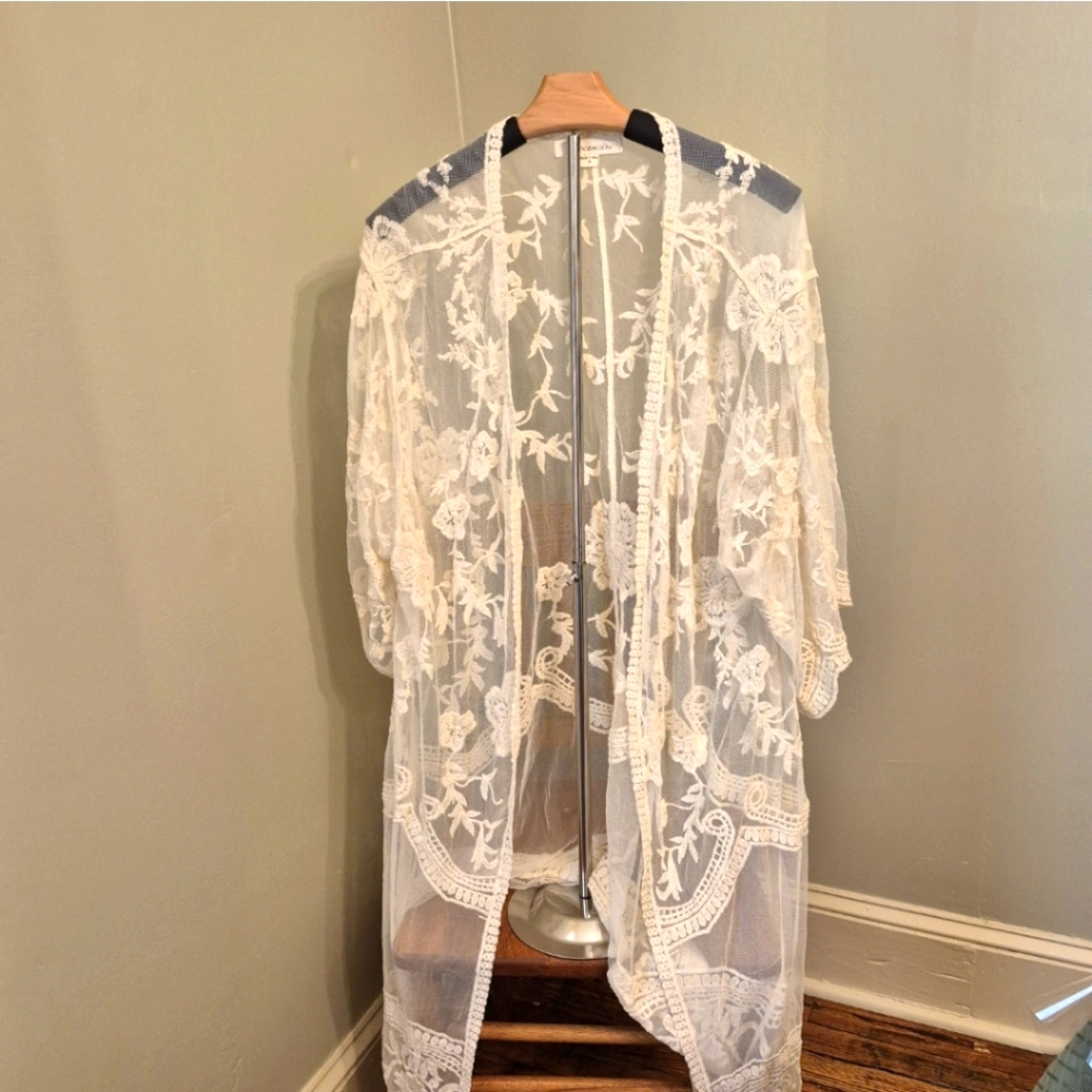 Francesca's Elegant Sheer Lace Kimono
